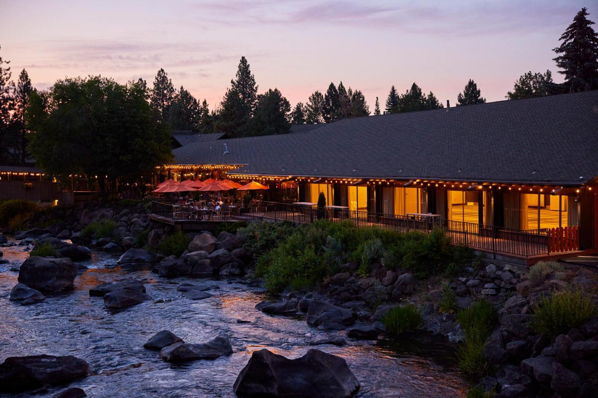 Riverhouse Lodge بيند المظهر الخارجي الصورة