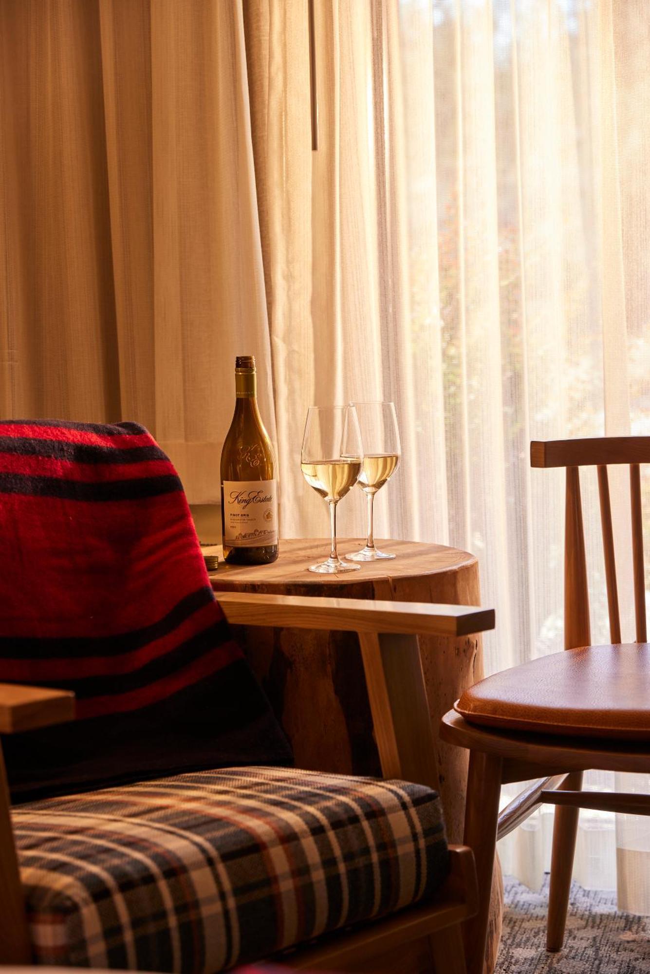 Riverhouse Lodge بيند المظهر الخارجي الصورة