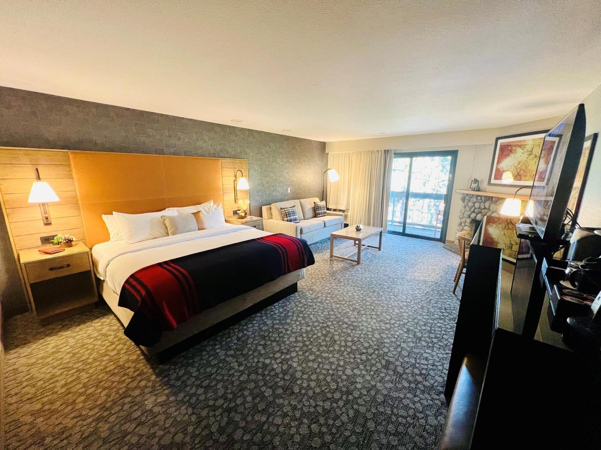 Riverhouse Lodge بيند المظهر الخارجي الصورة
